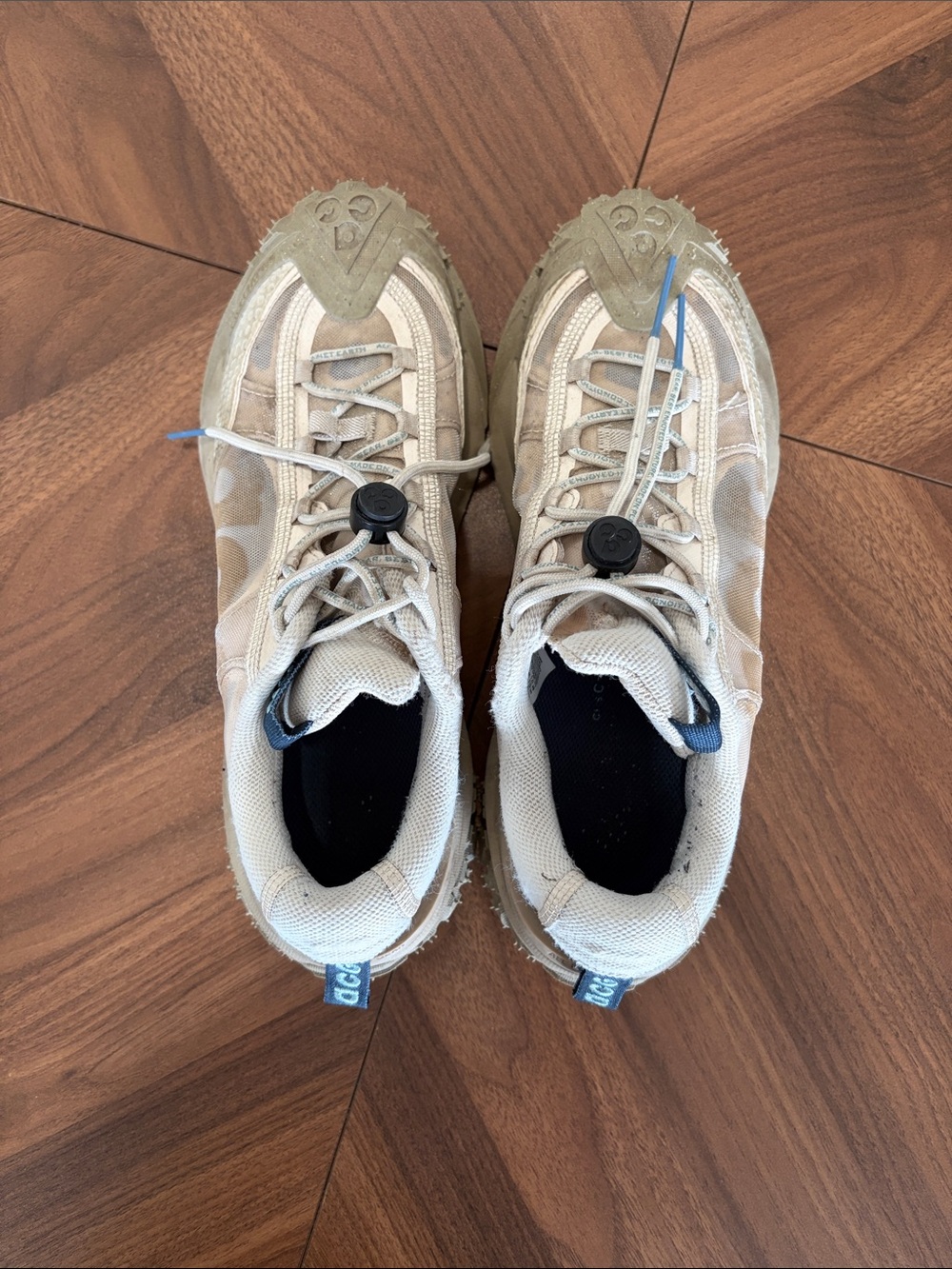Nike ACG Beige Trail Shoes with Blue Pull Tabs